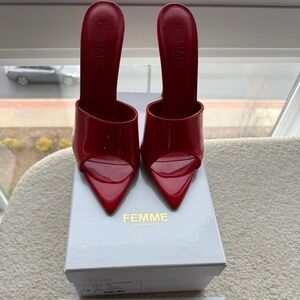 FEMME LA - patent mule (BRAND NEW!!)